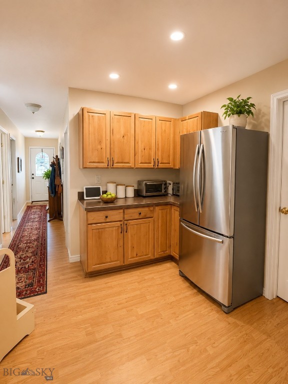 852 Forestglen B Property Photo 4