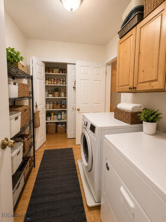 852 Forestglen B Property Photo 15
