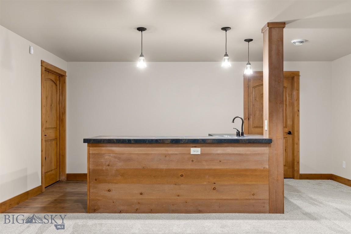 3877 High Trail Road Property Photo 13