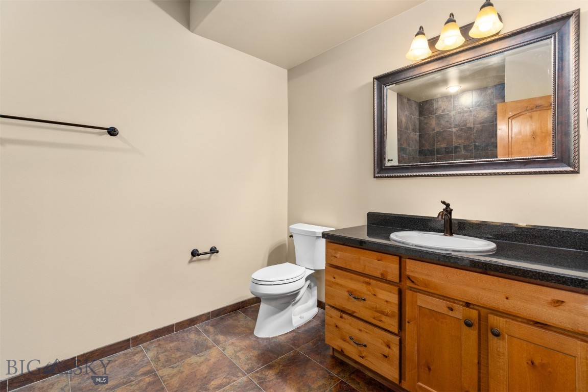 3877 High Trail Road Property Photo 15