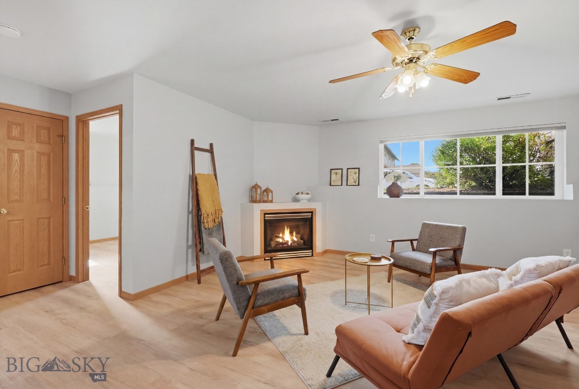 3505 Fallon 3a Property Photo 1