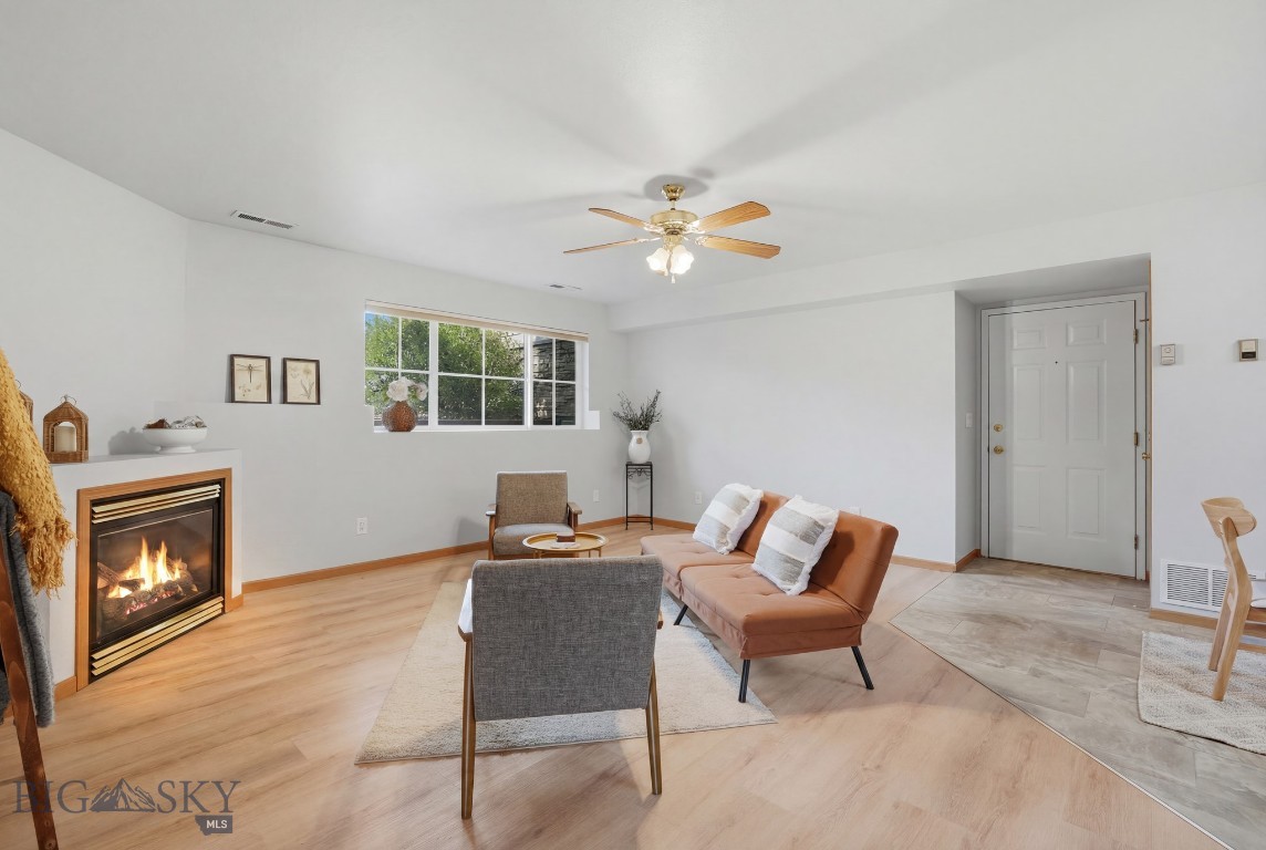 3505 Fallon 3a Property Photo 2
