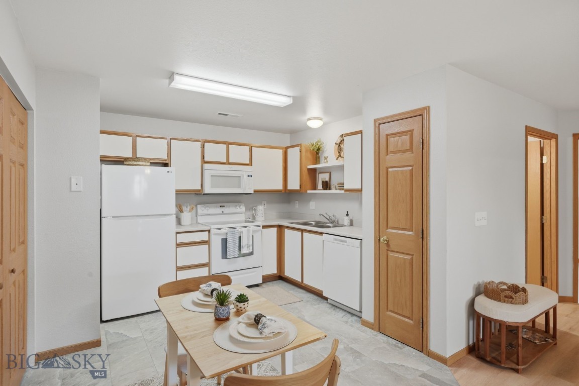 3505 Fallon 3a Property Photo 8