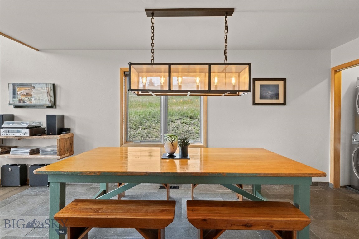 213 Shining Mountains Loop Road Property Photo 7