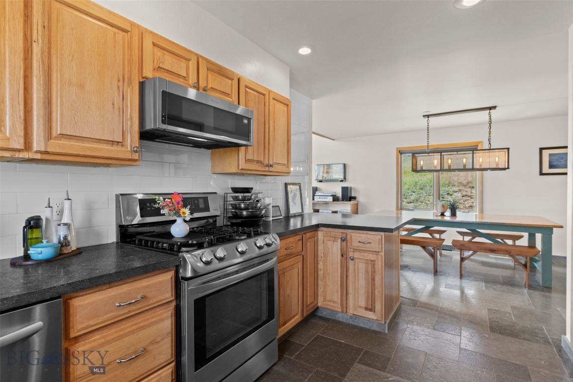 213 Shining Mountains Loop Road Property Photo 15
