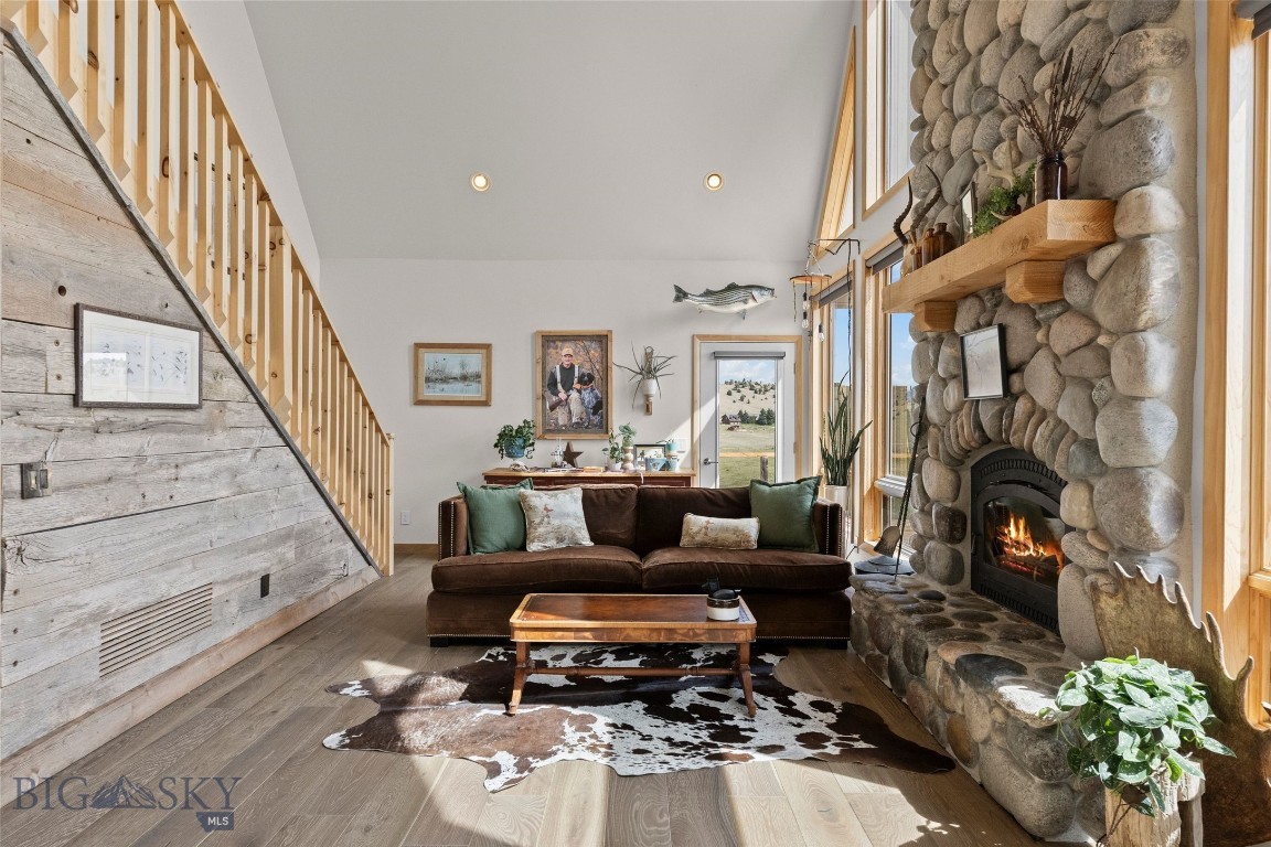 213 Shining Mountains Loop Road Property Photo 21