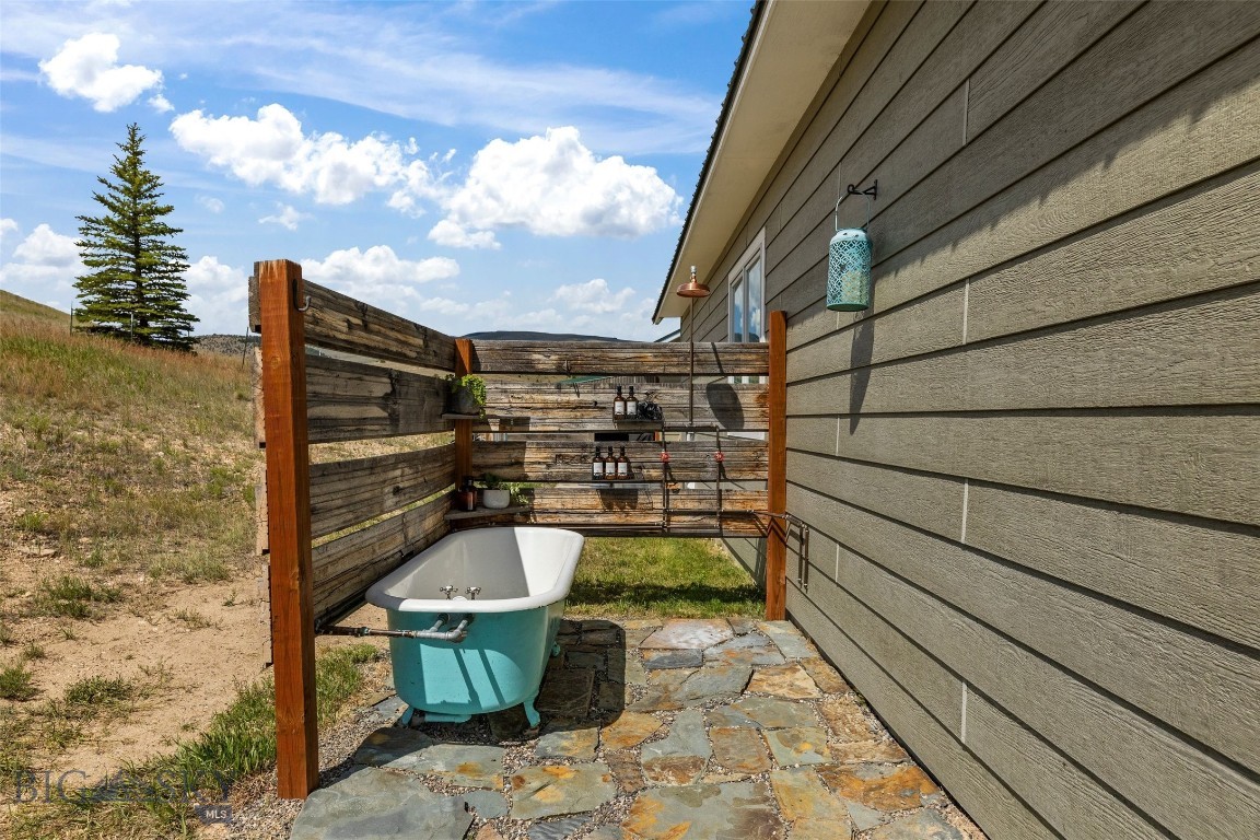 213 Shining Mountains Loop Road Property Photo 41