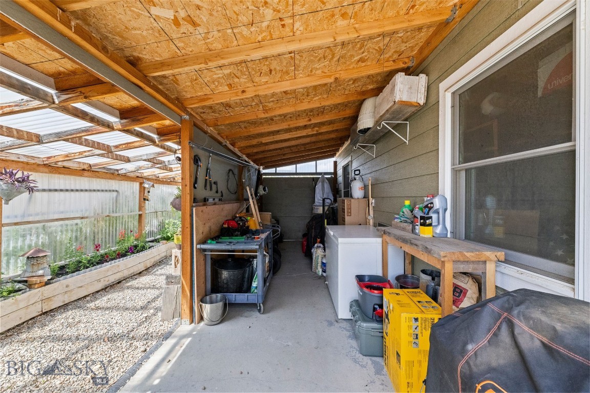 213 Shining Mountains Loop Road Property Photo 47