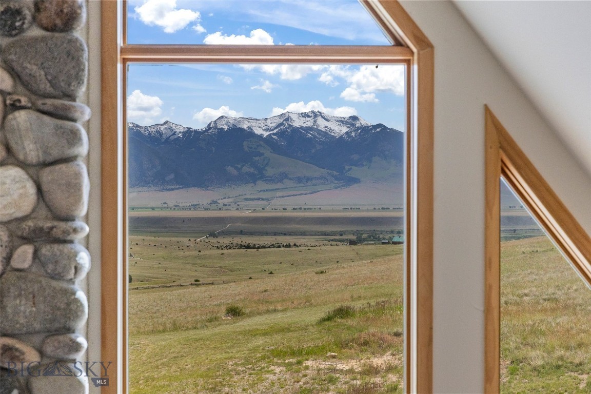 213 Shining Mountains Loop Road Property Photo 53