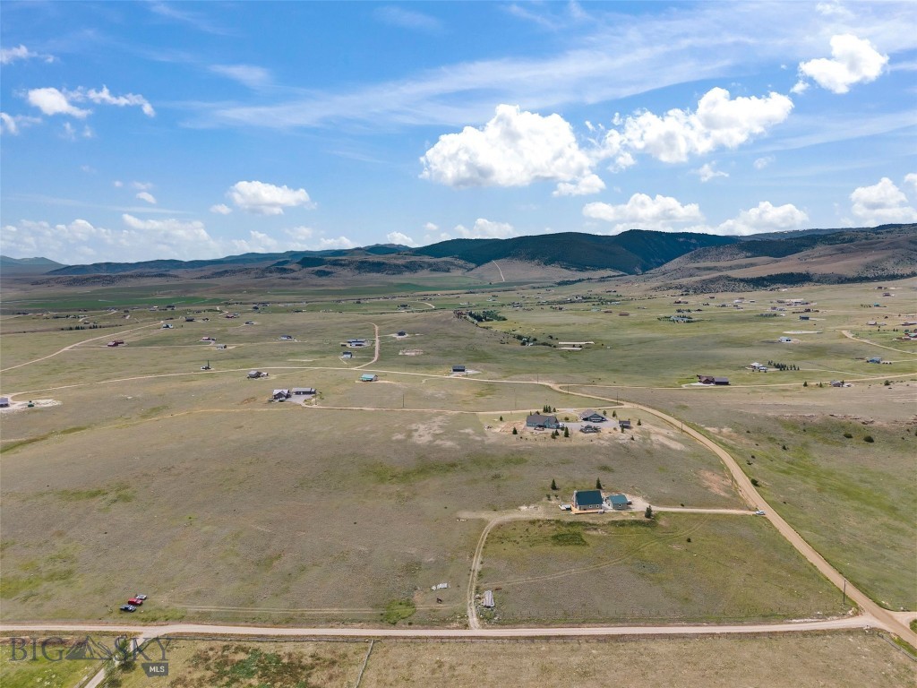 213 Shining Mountains Loop Road Property Photo 64