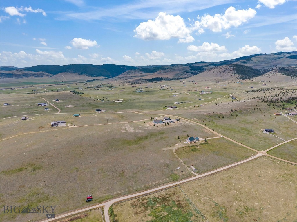 213 Shining Mountains Loop Road Property Photo 65