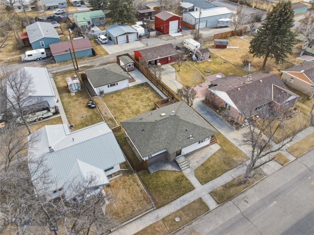505 3rd Avenue E Property Photo 13