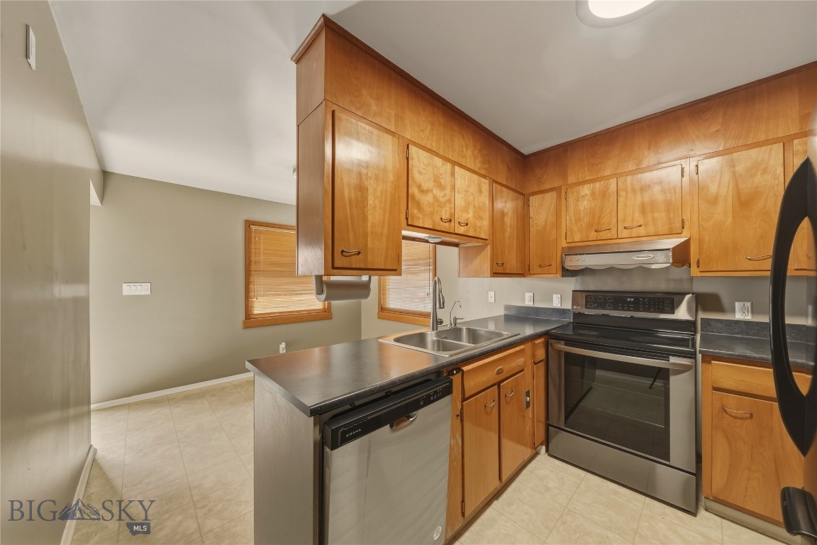 505 3rd Avenue E Property Photo 43