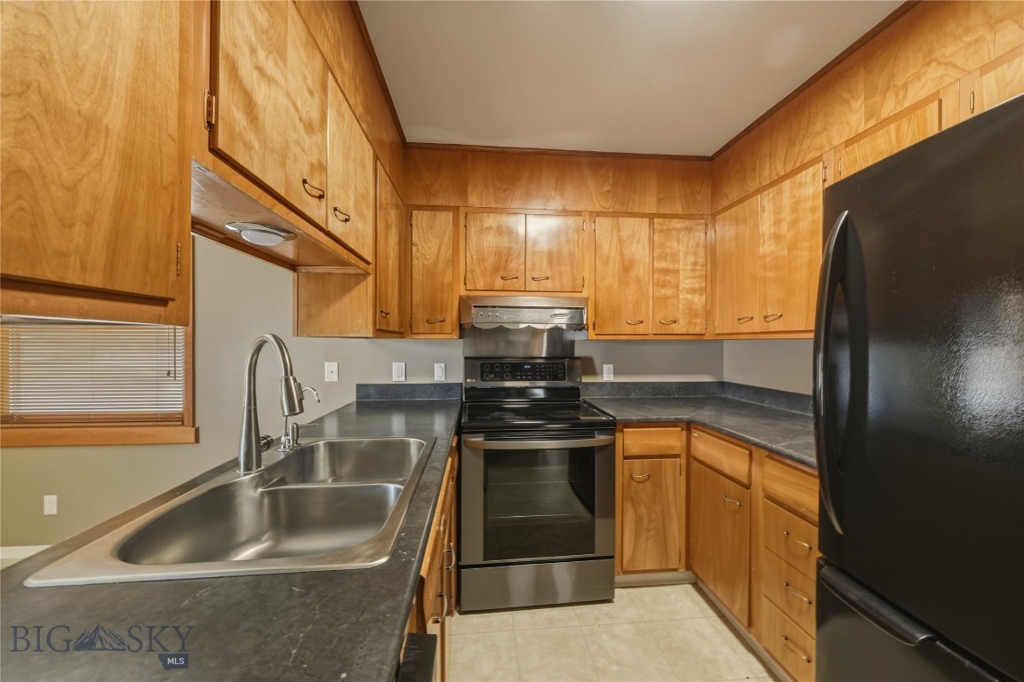 505 3rd Avenue E Property Photo 46