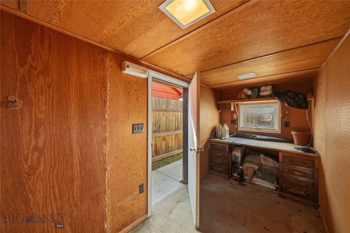 505 3rd Avenue E Property Photo 55
