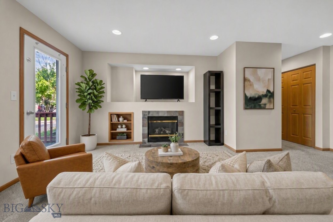 3401 Fallon Street 1D Property Photo 1