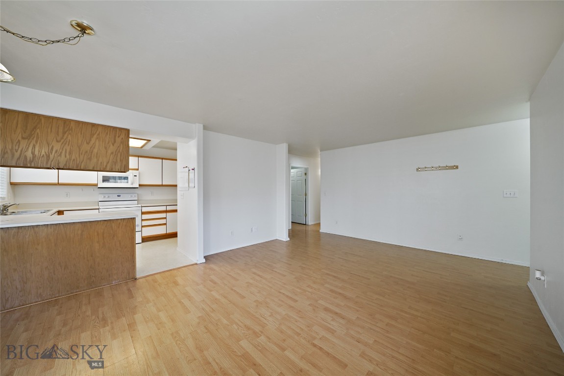 3024 W Villard 3d Property Photo 11