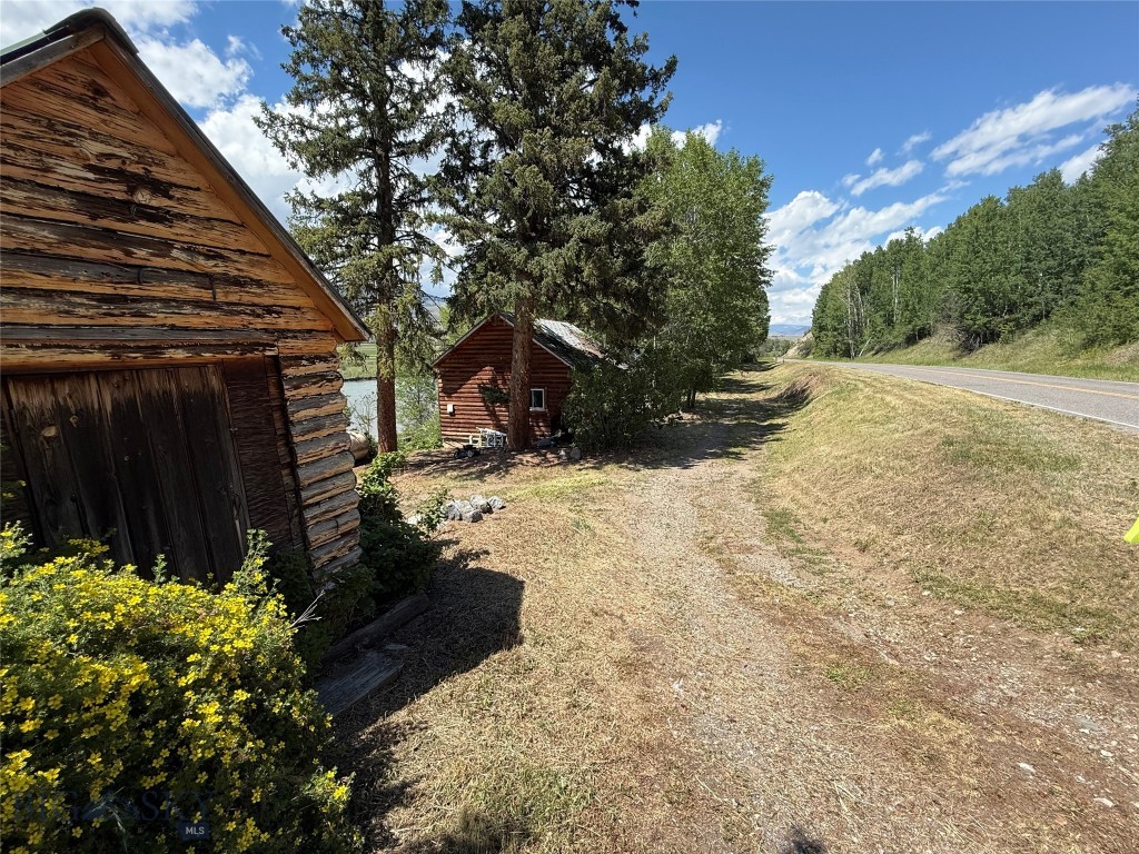 1005 East River Road Property Photo 27