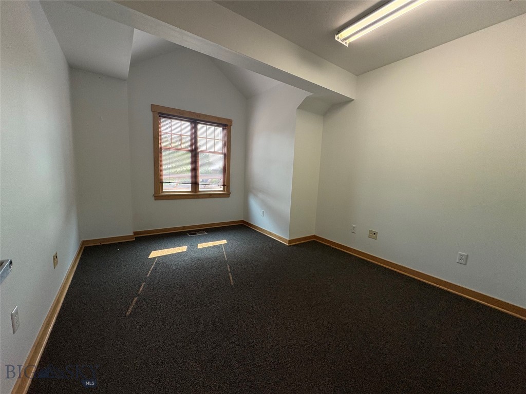 3825 Valley Commons Drive 1 Property Photo 17