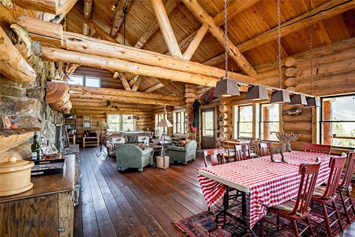 376 Sundance Bench Road Property Photo 13