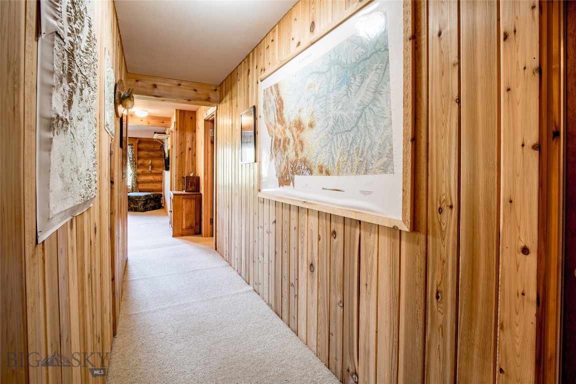 376 Sundance Bench Road Property Photo 45