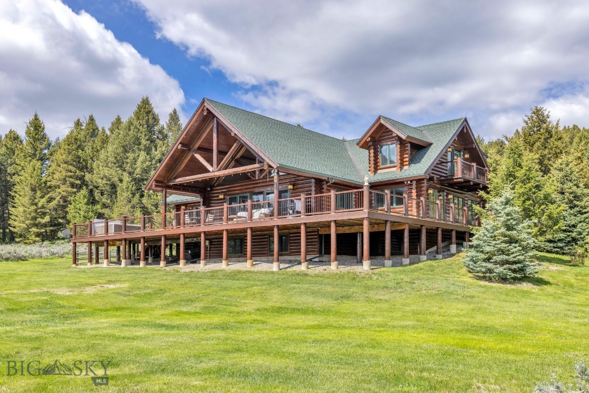 238 Great Gray Hollow Property Photo 3