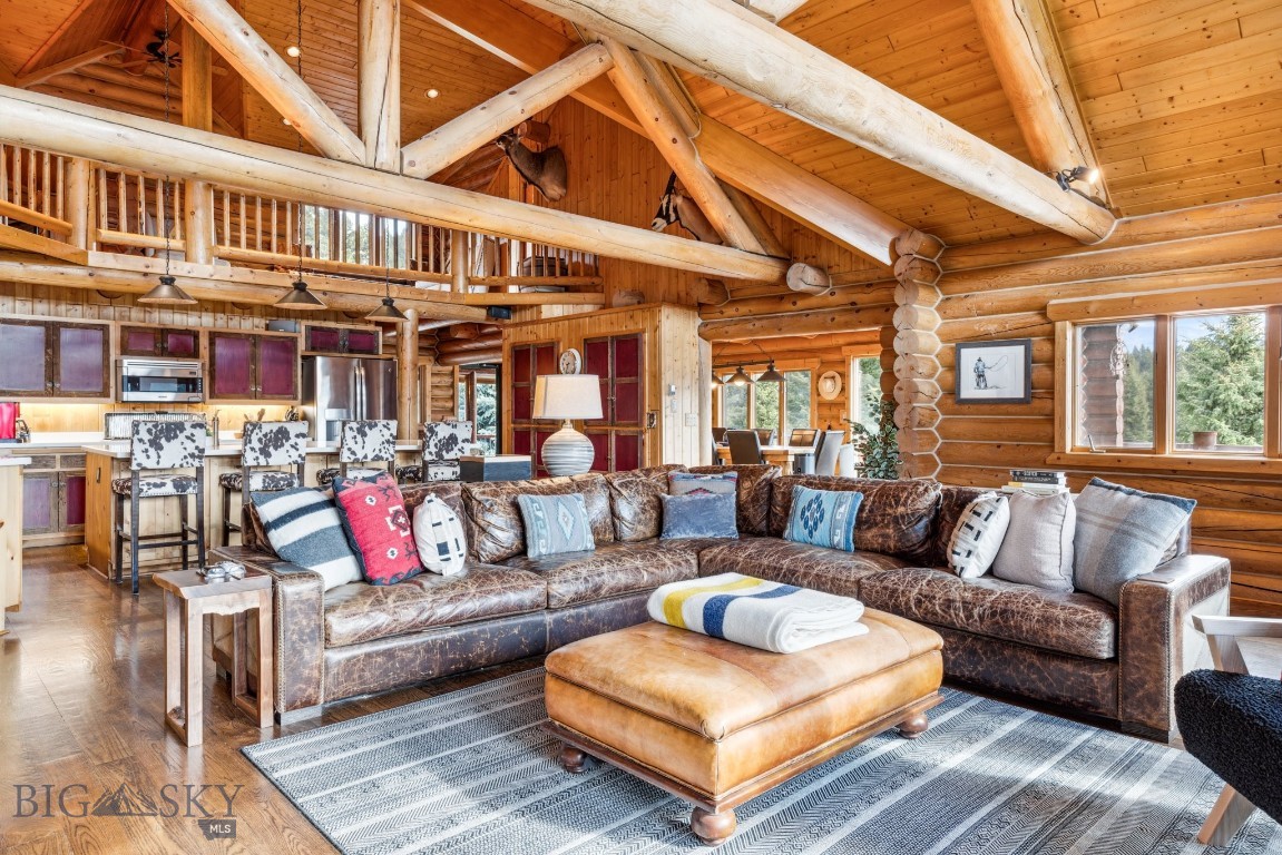238 Great Gray Hollow Property Photo 18