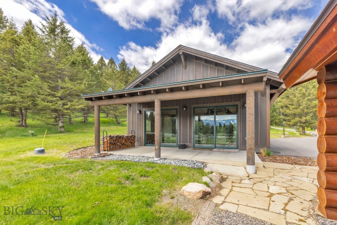 238 Great Gray Hollow Property Photo 48