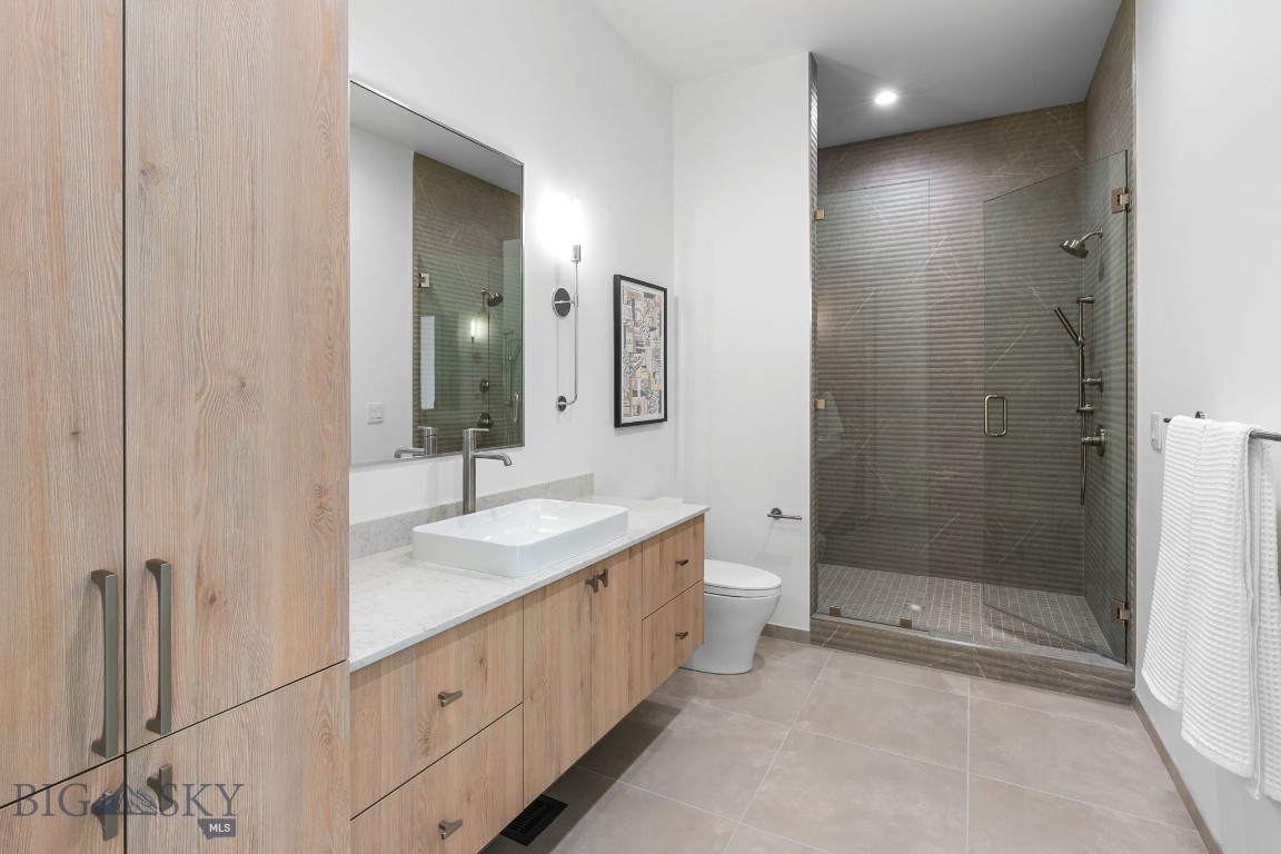 336 Clancy Way Property Photo 45