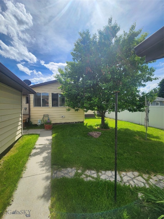2108 Garfield Property Photo 5