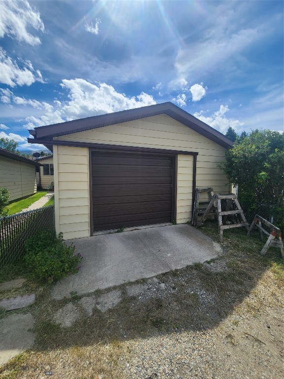 2108 Garfield Property Photo 7