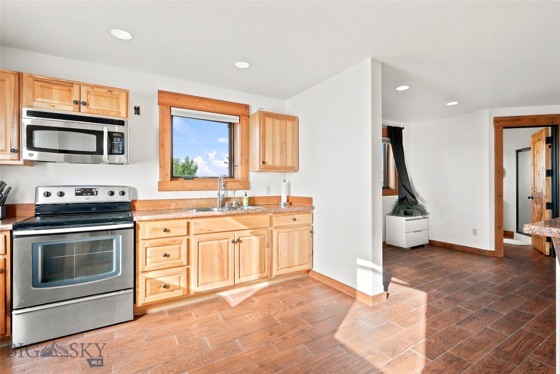 326 Rocky Mountain Way Property Photo 17