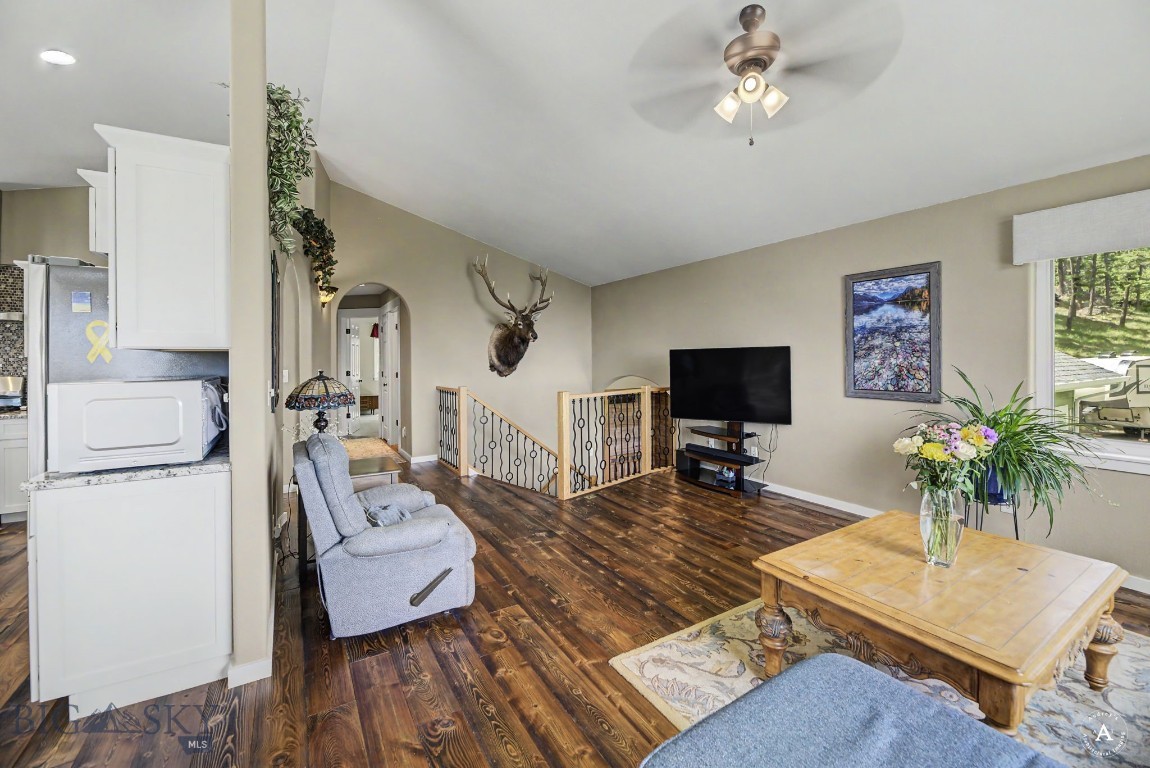 412549 Property Photo 10