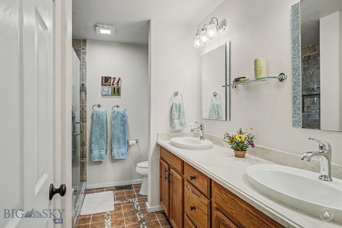 412549 Property Photo 24