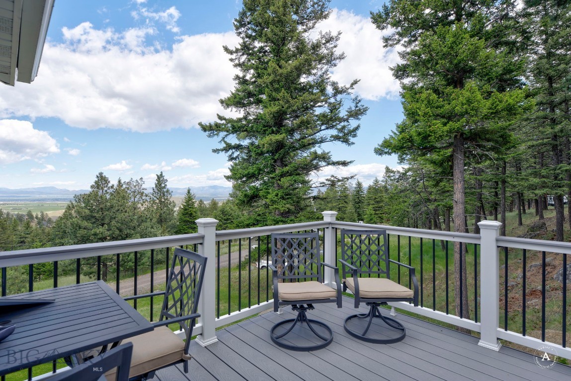 412549 Property Photo 27