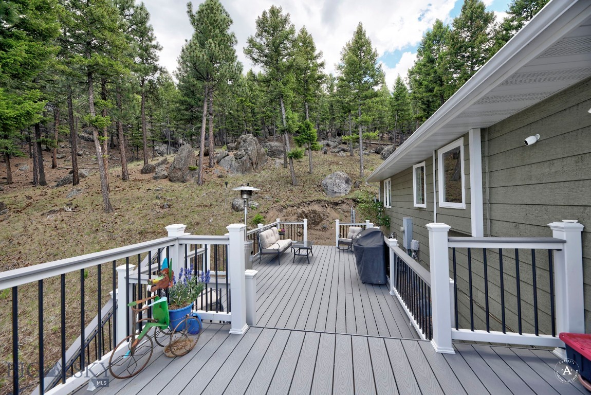 412549 Property Photo 28