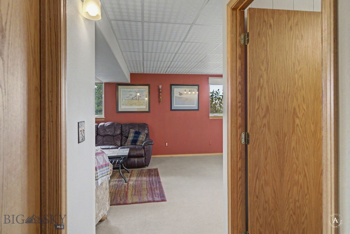 412549 Property Photo 31