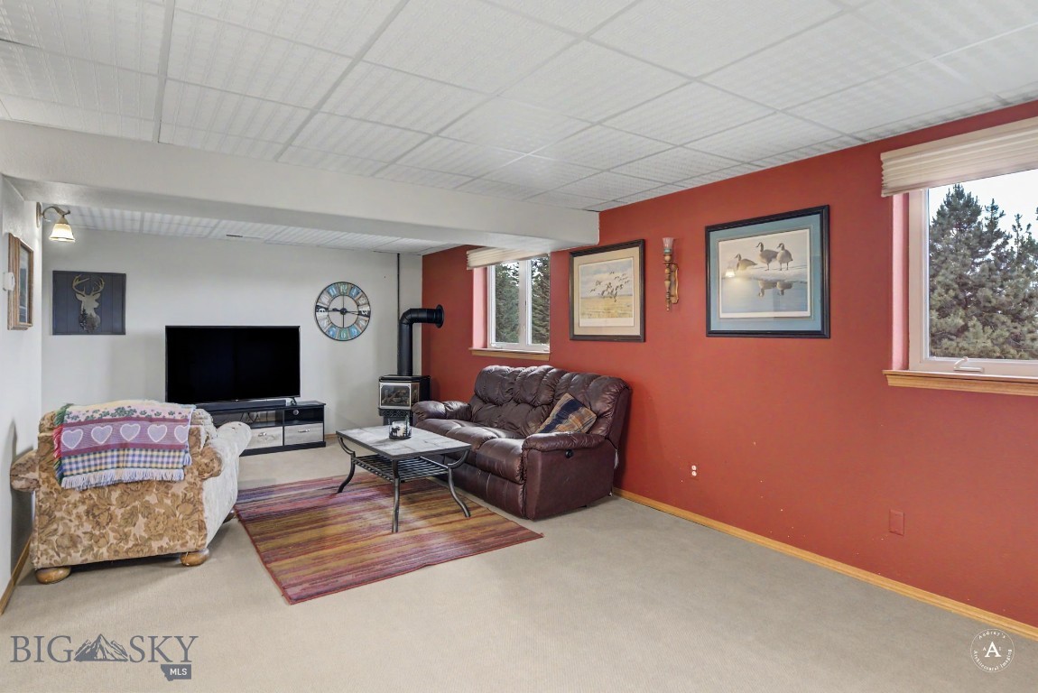 412549 Property Photo 33