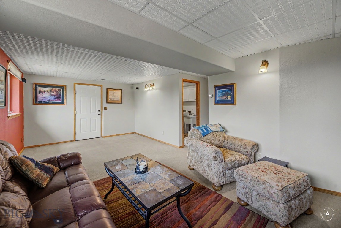 412549 Property Photo 36