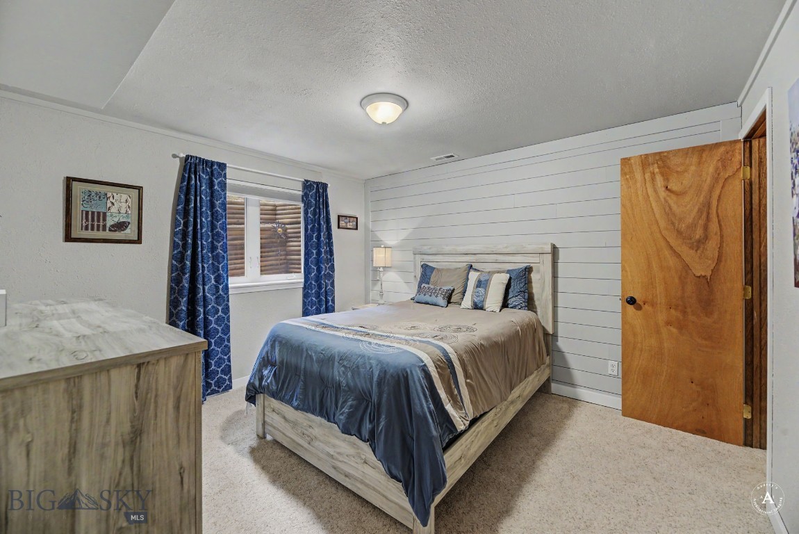 412549 Property Photo 42