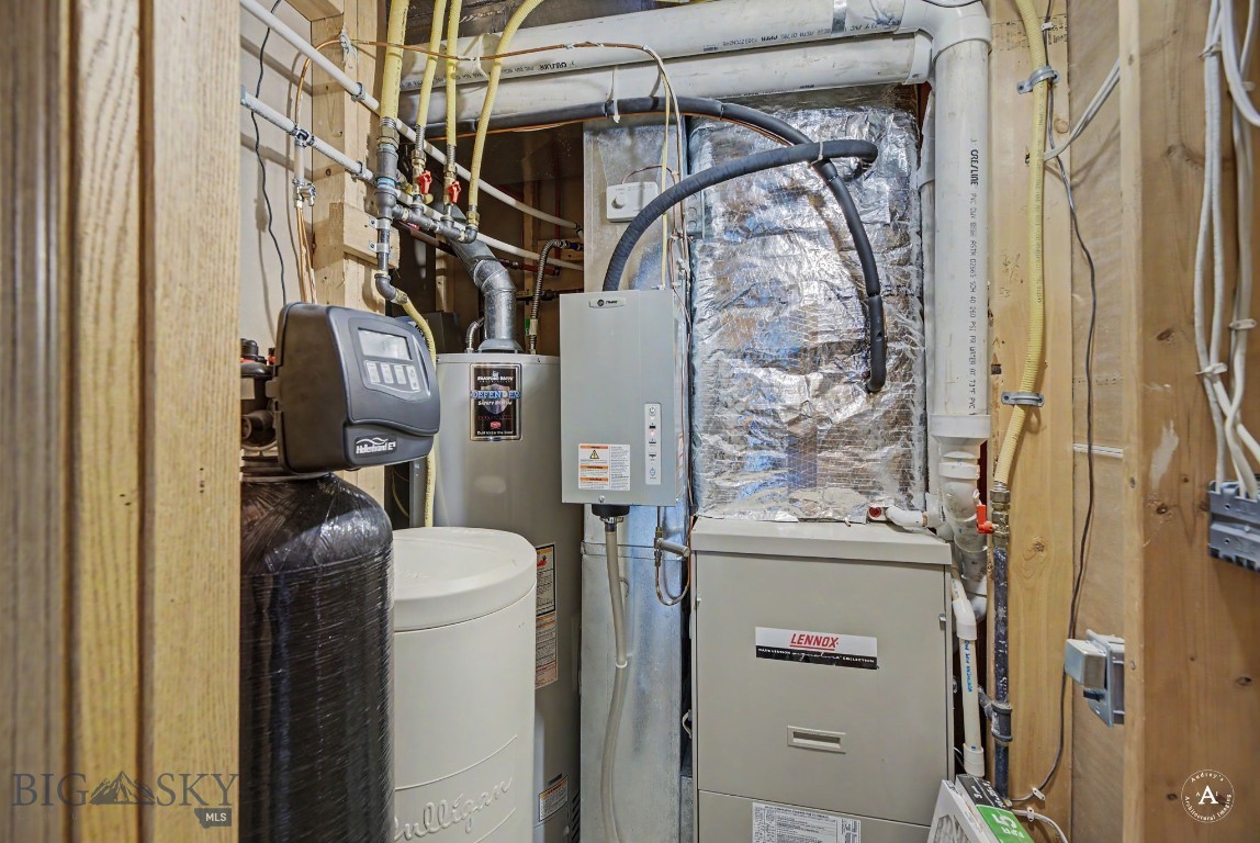 412549 Property Photo 45