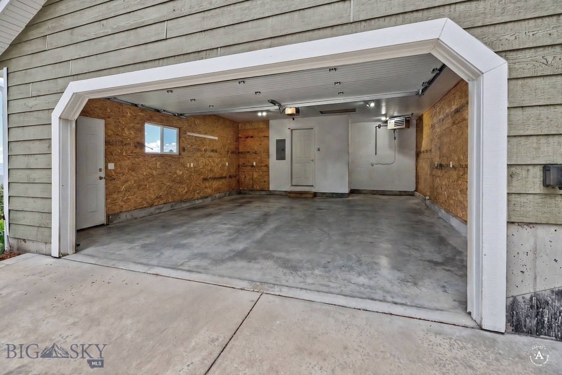 412549 Property Photo 47