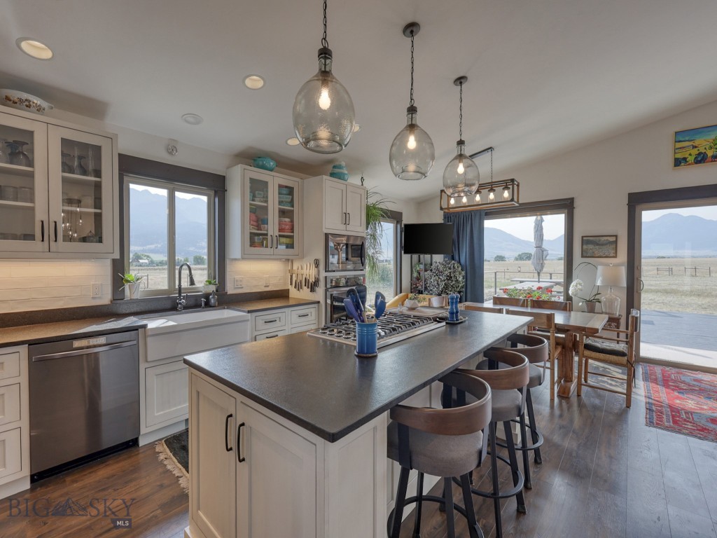 80 Glengarry Road Property Photo 1
