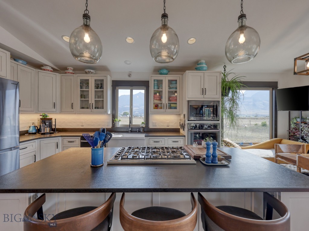 80 Glengarry Road Property Photo 8