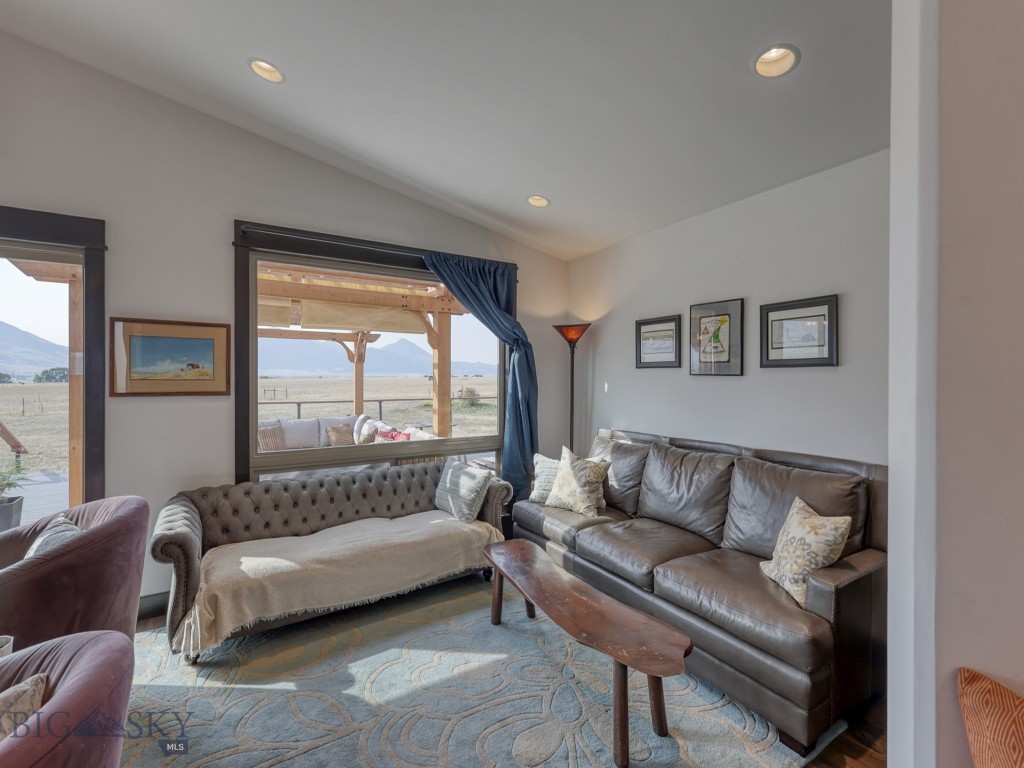 80 Glengarry Road Property Photo 14