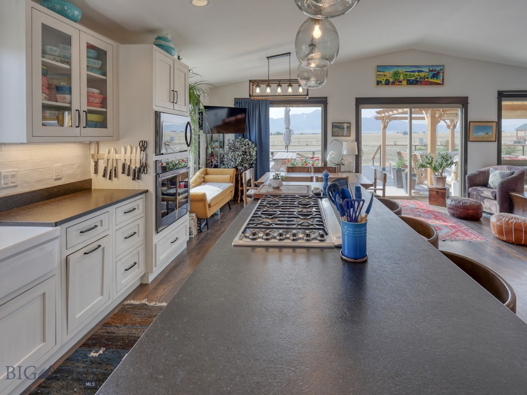 80 Glengarry Road Property Photo 18