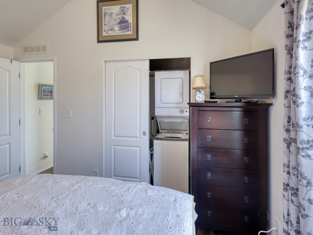 80 Glengarry Road Property Photo 69