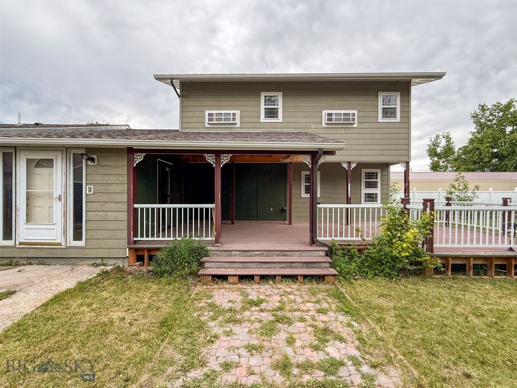 616 2nd Avenue S Property Photo 1