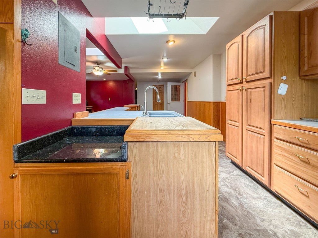 616 2nd Avenue S Property Photo 11