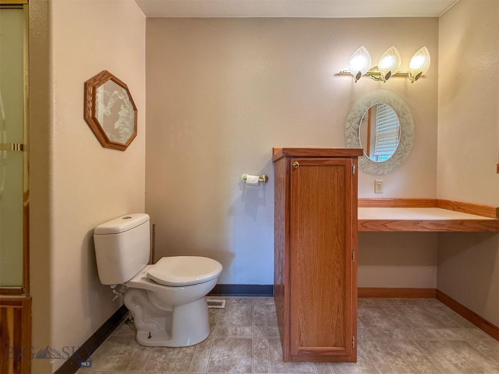 616 2nd Avenue S Property Photo 40